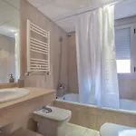 Verso Andaluz, Parking Junto Al Centro * Cordoue