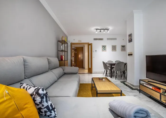 Verso Andaluz, Parking Junto Al Centro